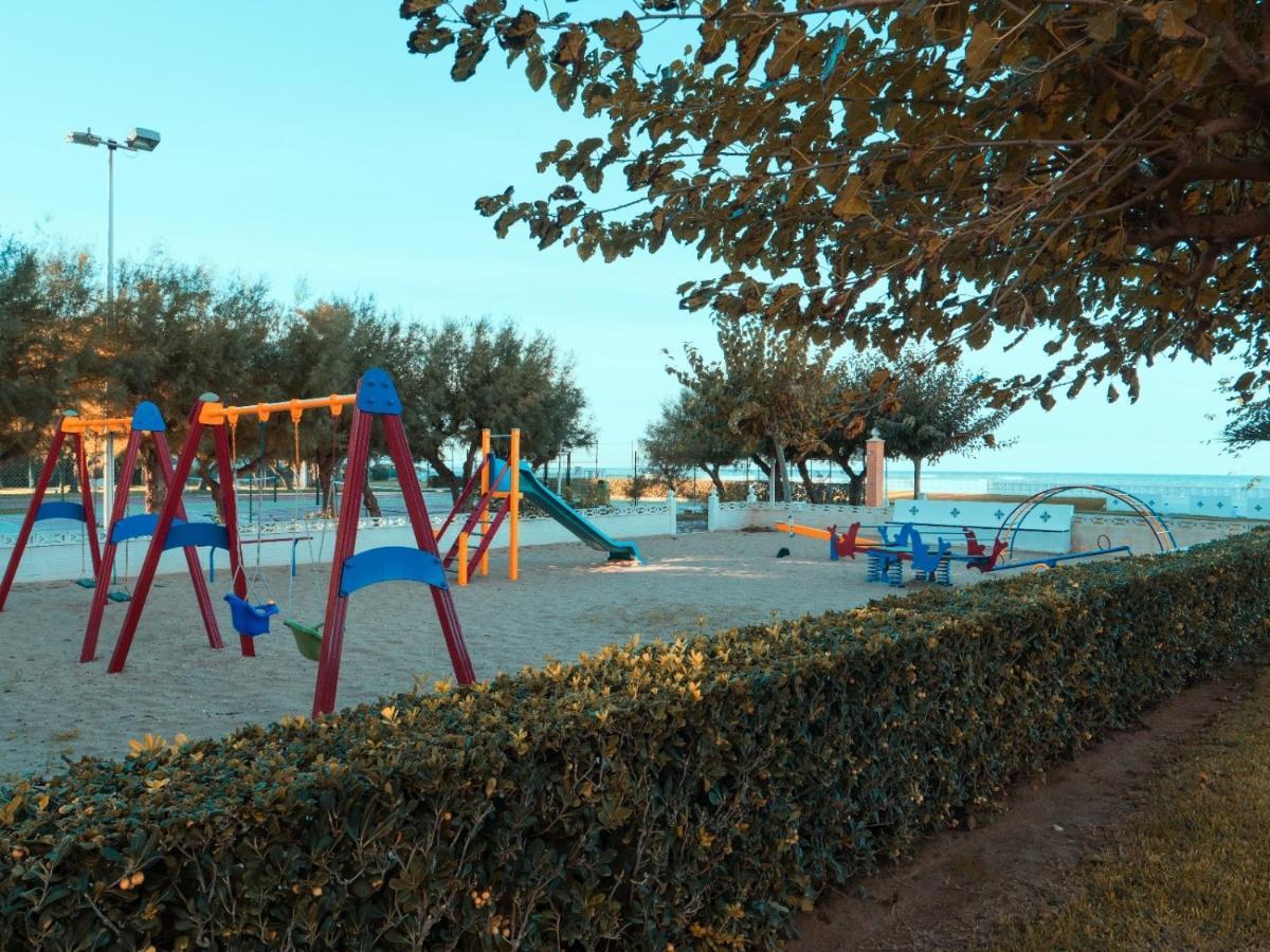 Atico En Primerisima Linea De Playa!!! Denia Luaran gambar