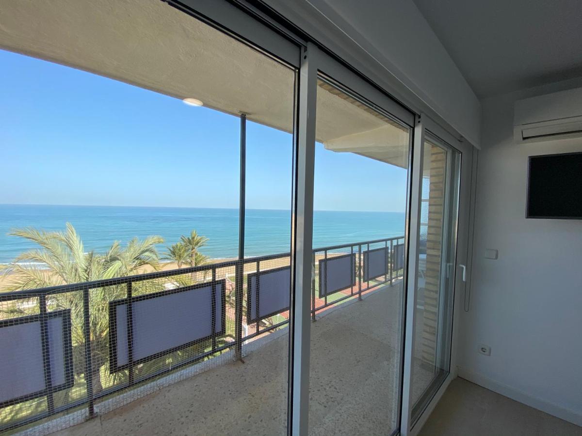 Atico En Primerisima Linea De Playa!!! Denia Luaran gambar